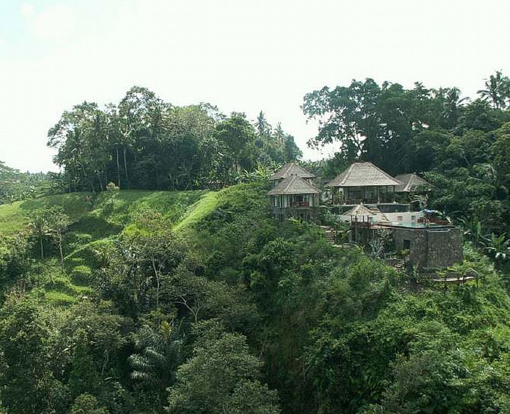 Amori Villa
