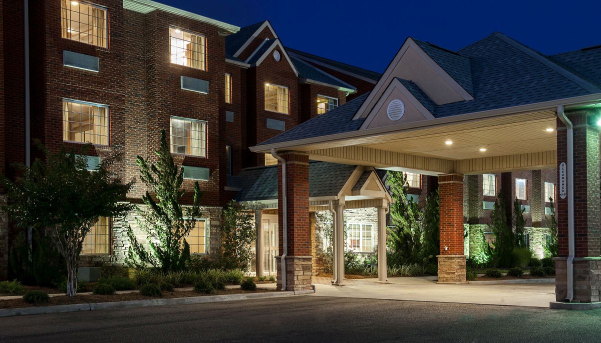Magnolia Inn & Stes