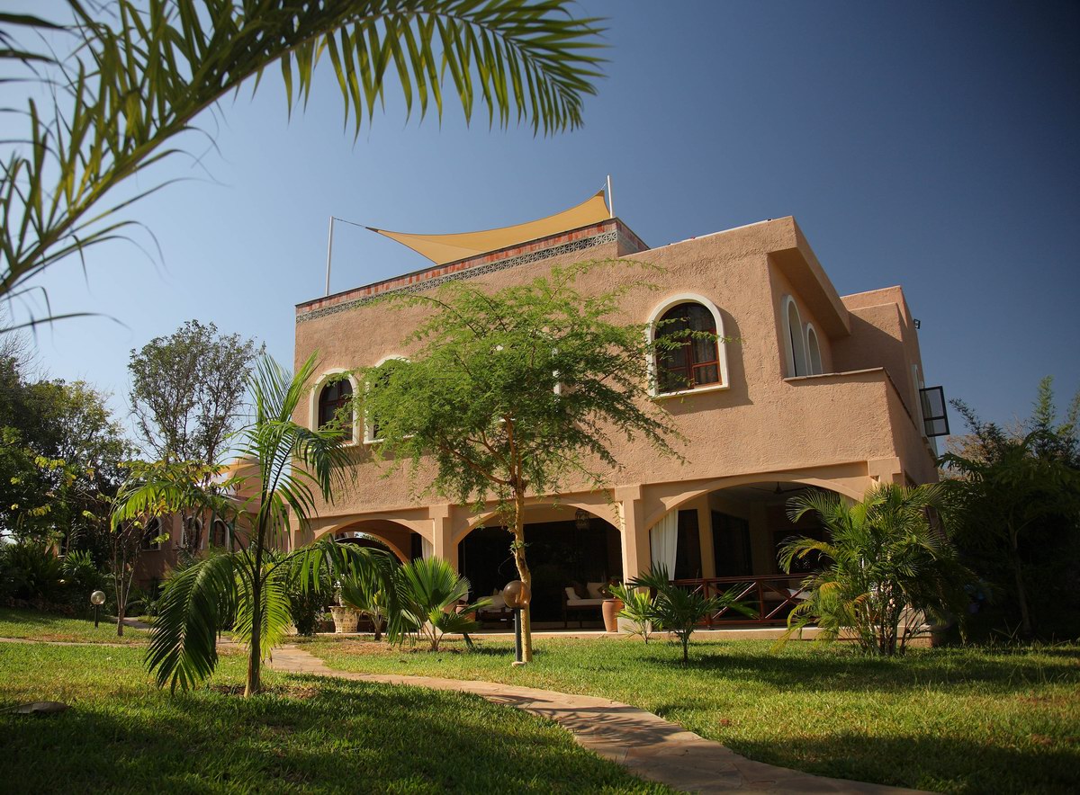 Almanara Luxury Resort