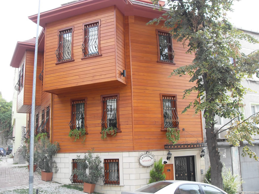 Tashkonak Hotel