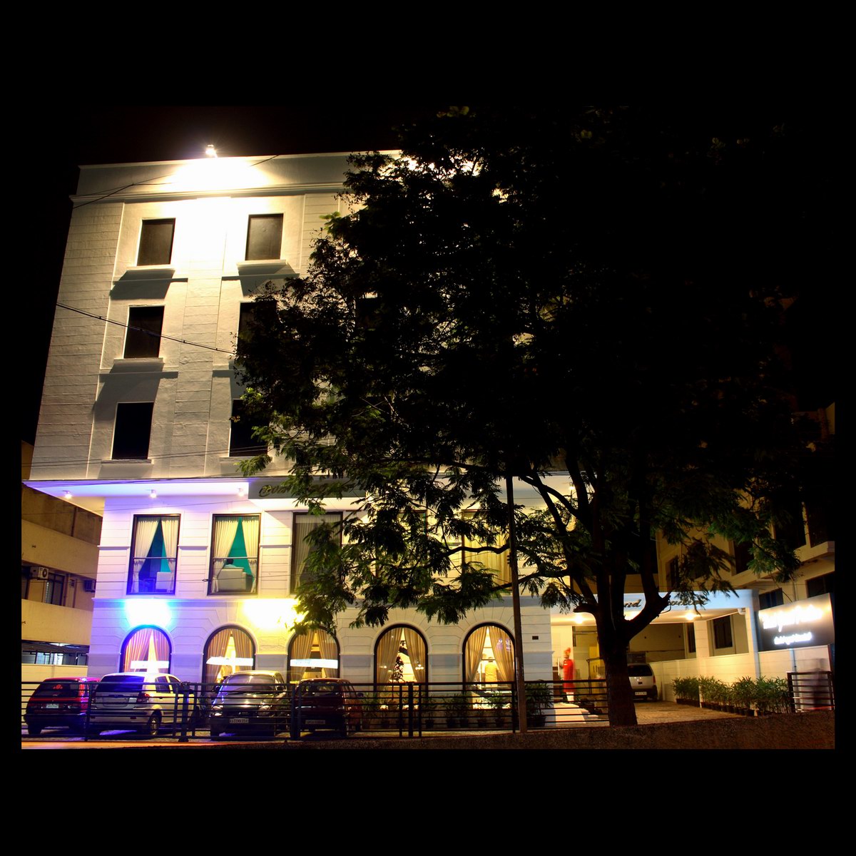 Hotel Grand Pavilion