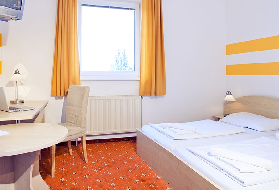Lenas Donau Hotel