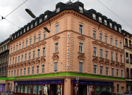 Hotel Caroline