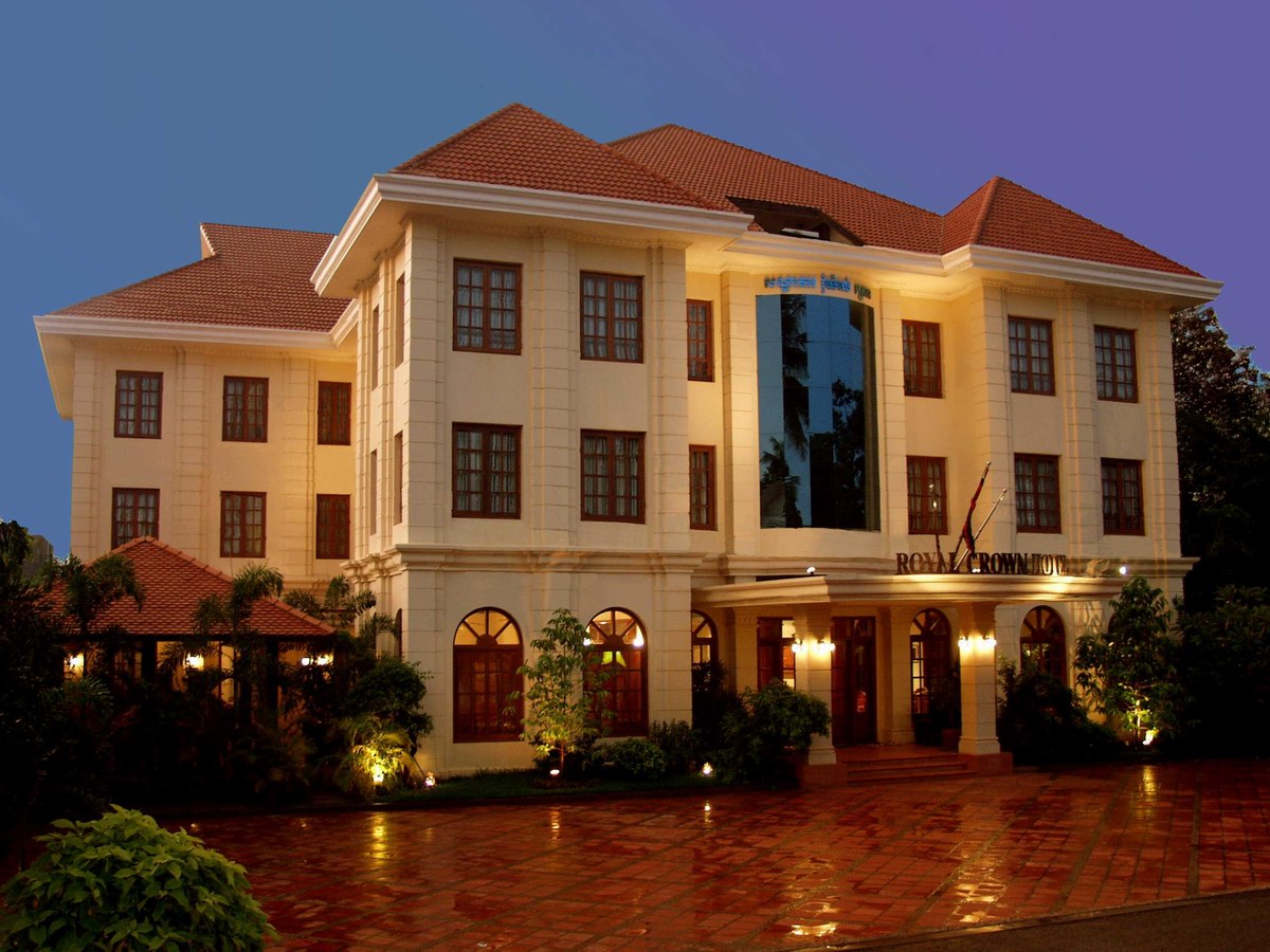 Royal Crown Hotel