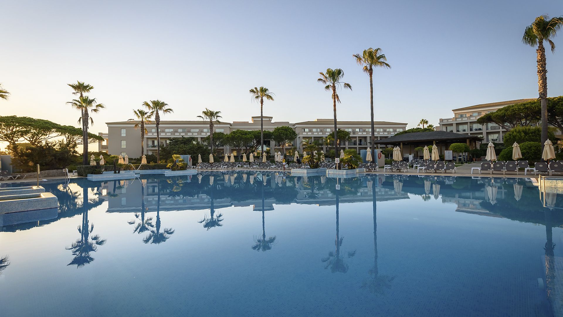 Valentin Sancti Petri Hotel Conf Centre