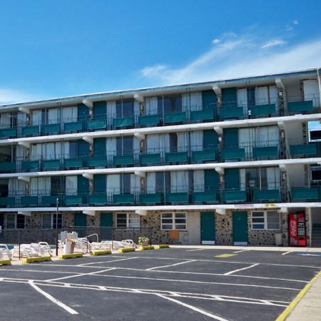 Skyview Manor Motel