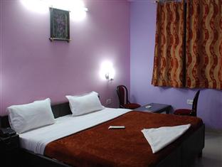 Hotel Mayank Residency near Delhi Arpt