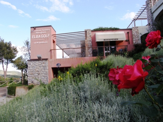 Elba Golf Apartments