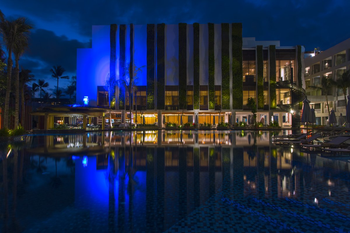 The Stones Hotel-Legian Bali, Autograph