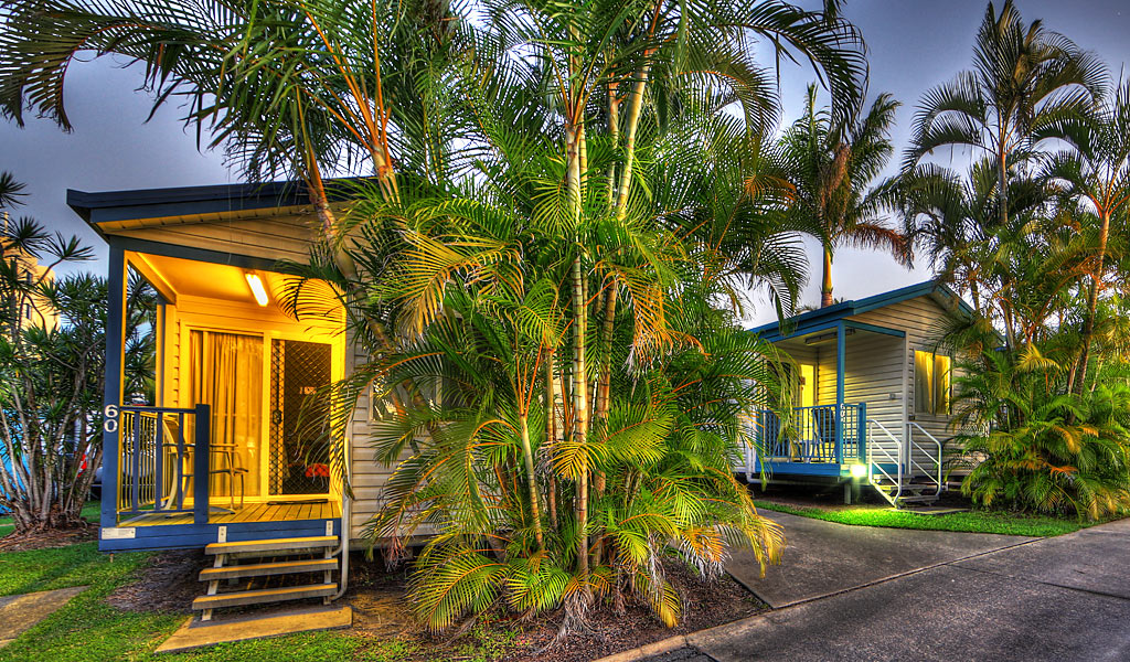 Alex Beach Cabins & Tourist Park