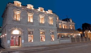 Jose Nogueira Hotel