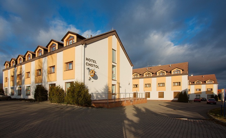 Chotol Hotel