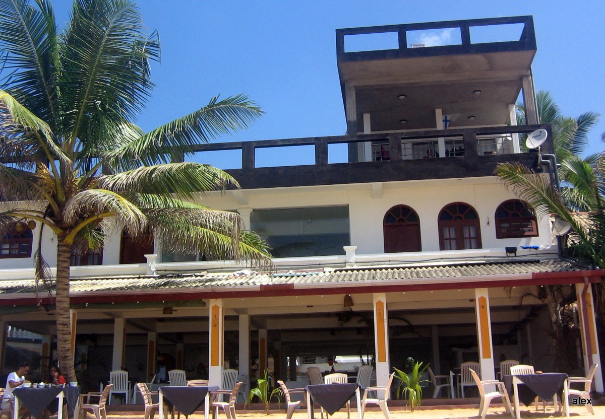 Royal Beach Hotel
