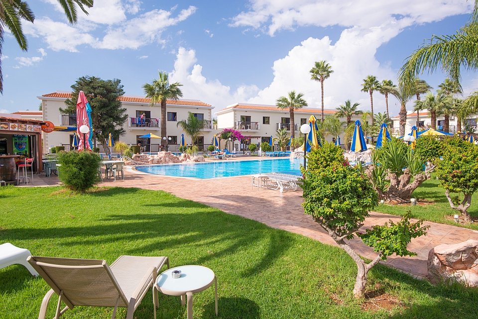 Loutsiana Hotel Apartments
