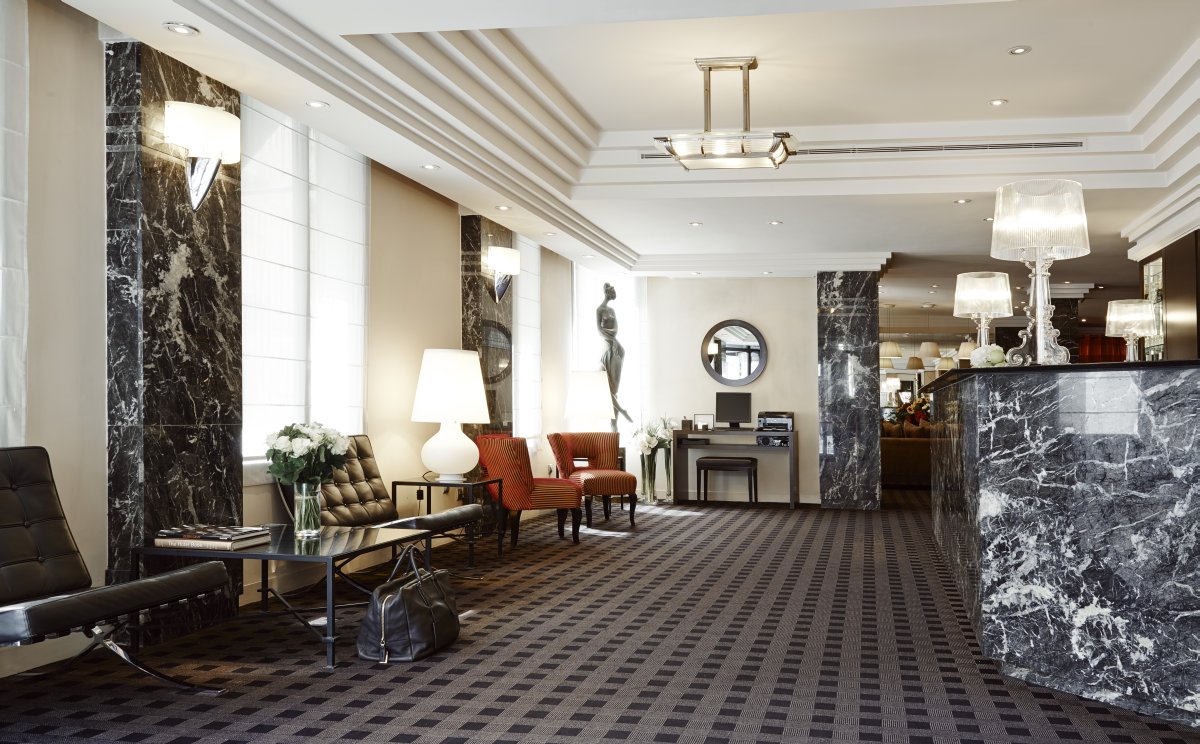 Plaza Tour Eiffel Hotel