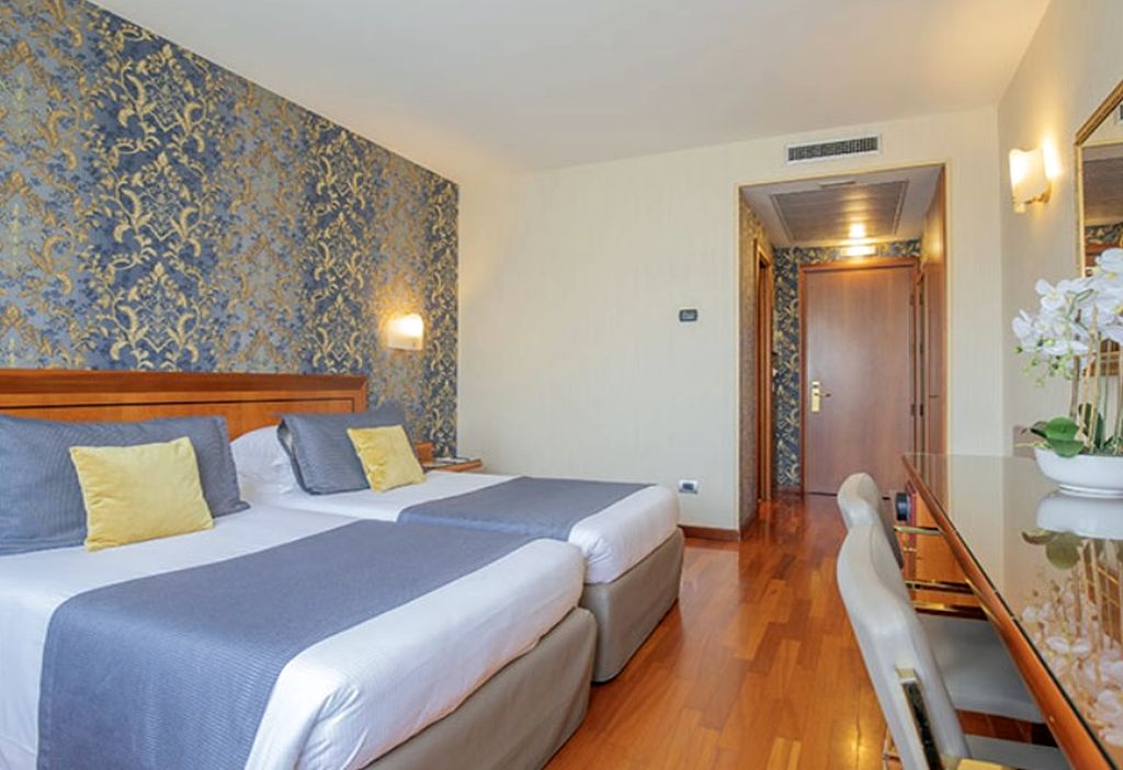 Hotel Palace