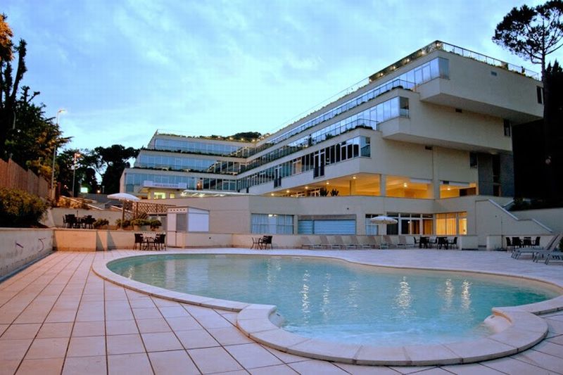 Cardinal Hotel Saint Peter