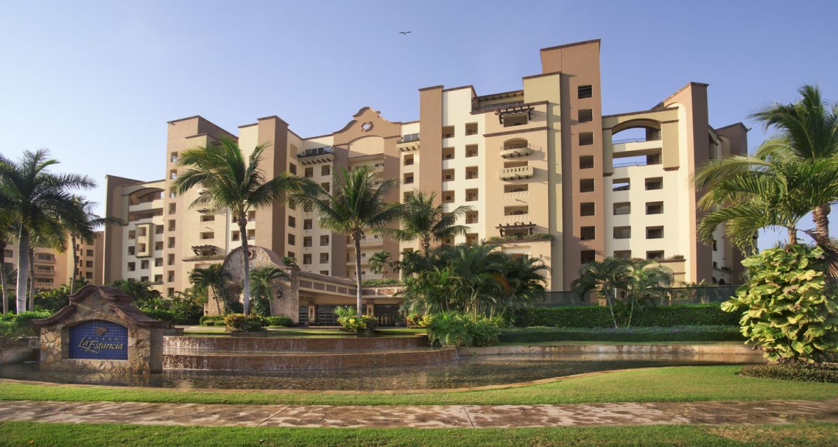 Villa La Estancia Beach Resort & Spa