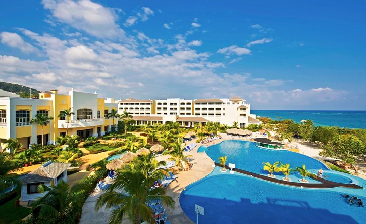 Iberostar Waves Rose Hall Beach